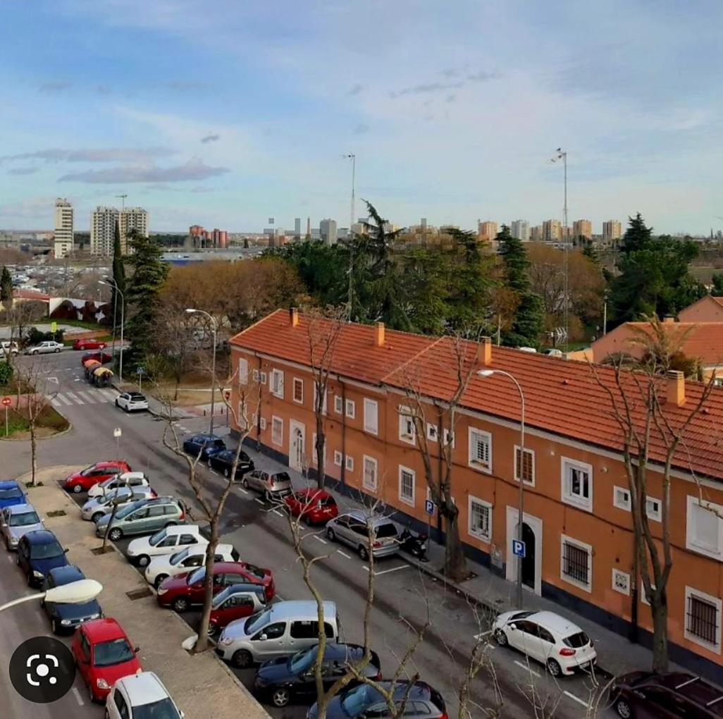 Habitacion Privada En Piso A 10 Minutos De Atocha マドリード エクステリア 写真